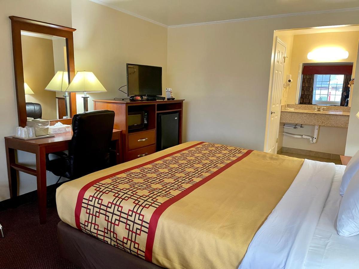 Passport Inn Somers Point - Somers Point Exteriér fotografie